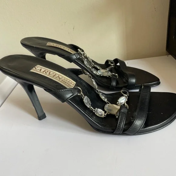 Shoes - Picture 7 of 8